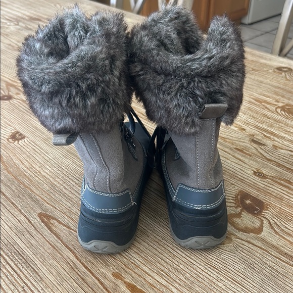 Khombu women’s fur lined boots, size 8 - Picture 3 of 6